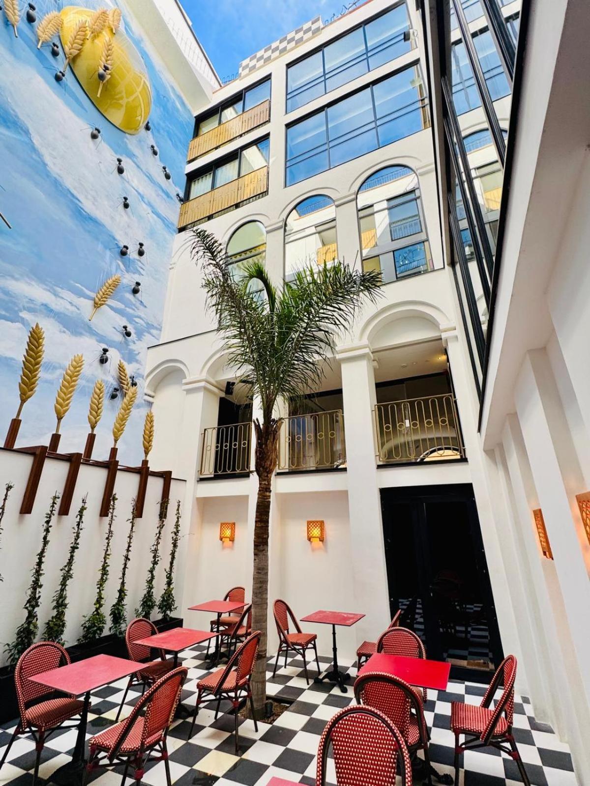 Hotel Divino & Apartments Figueres (Girona) Exterior foto